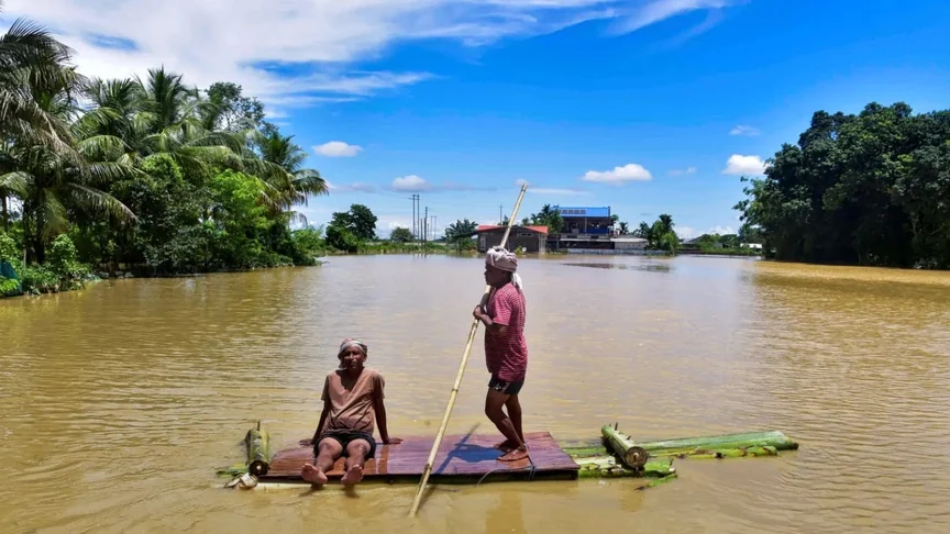 assam brahmaputra - flood 1