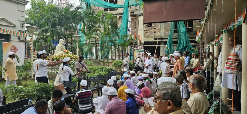 For Peace, For Love... Initiation of the Walk from Beliaghata Gandhi Bhavan to Santiniketan